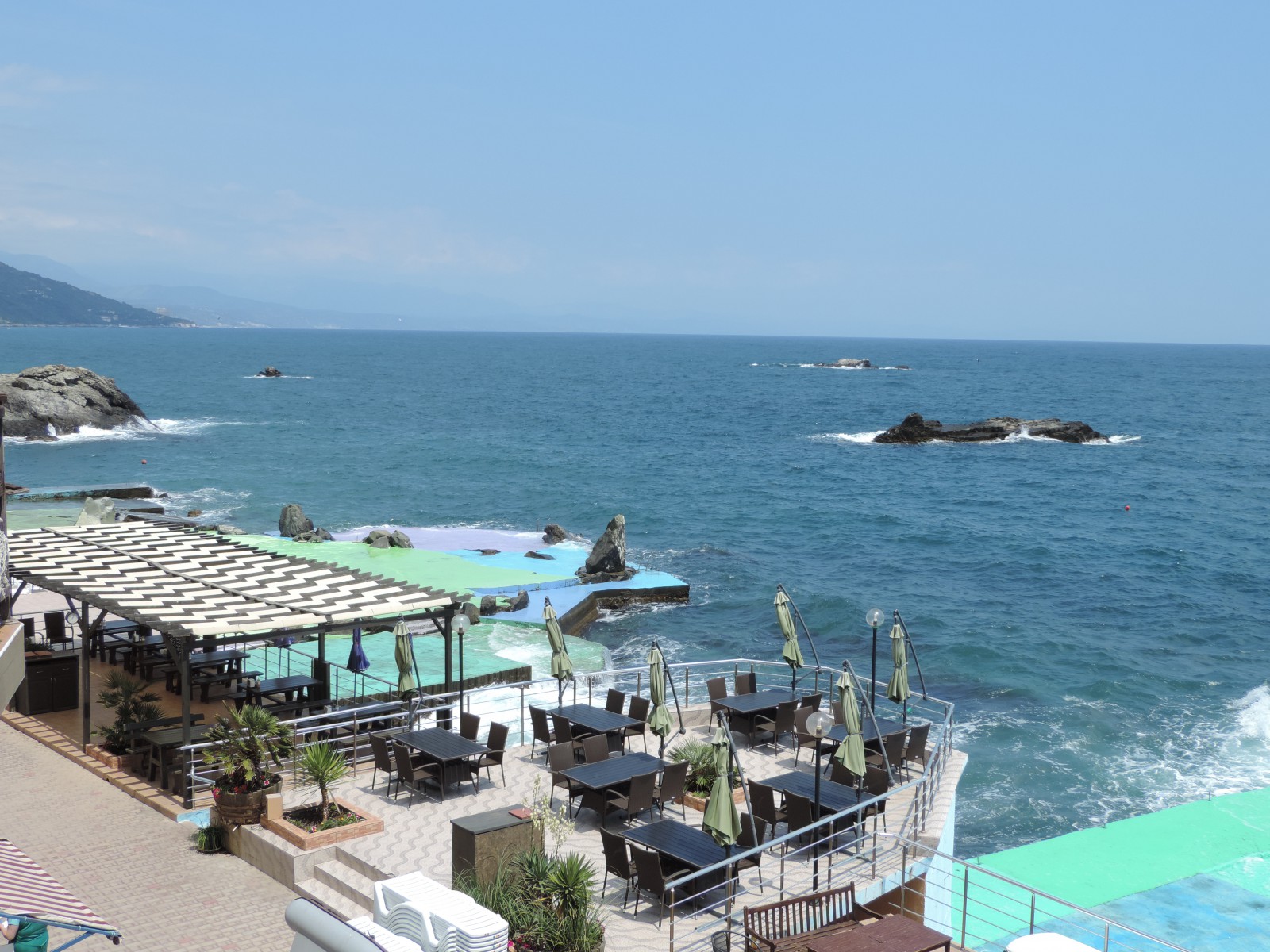 Крым Утес гостиница Парадиз Стандарт семейный однокомнатный с угловым видом на море с балконом