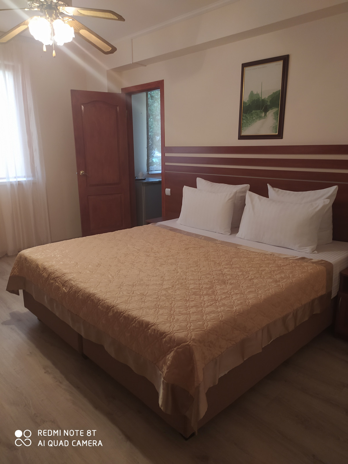 Крым Утес гостиница Парадиз номер Стандарт с видом на гостиницы без балкона